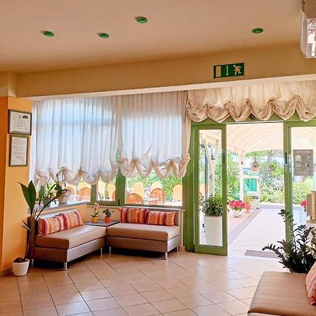 Costa Del Sole Only Room ميلانو ماريتيما المظهر الخارجي الصورة