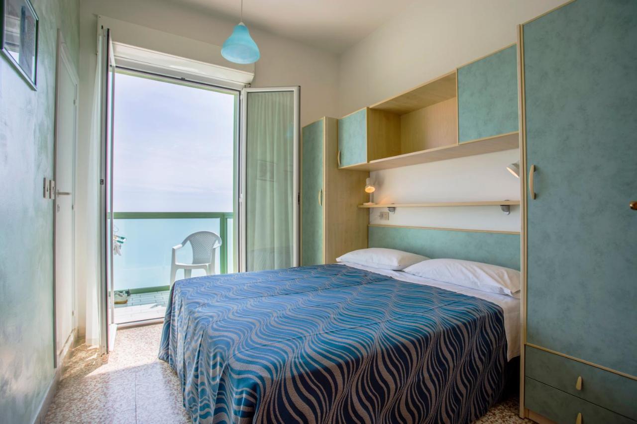 Costa Del Sole Only Room ميلانو ماريتيما المظهر الخارجي الصورة