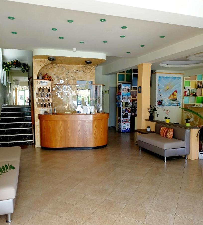 Costa Del Sole Only Room ميلانو ماريتيما المظهر الخارجي الصورة