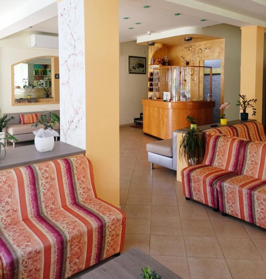 Costa Del Sole Only Room ميلانو ماريتيما المظهر الخارجي الصورة
