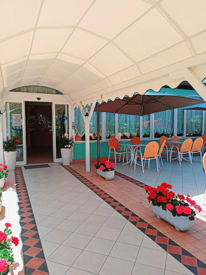 Costa Del Sole Only Room ميلانو ماريتيما المظهر الخارجي الصورة