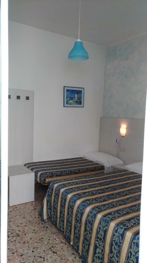 Costa Del Sole Only Room ميلانو ماريتيما المظهر الخارجي الصورة