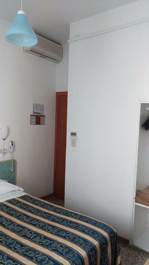 Costa Del Sole Only Room ميلانو ماريتيما المظهر الخارجي الصورة