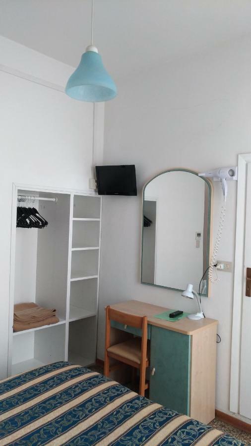 Costa Del Sole Only Room ميلانو ماريتيما المظهر الخارجي الصورة